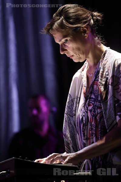 STEREOLAB - 2022-10-26 - PARIS - Gaite Lyrique - 